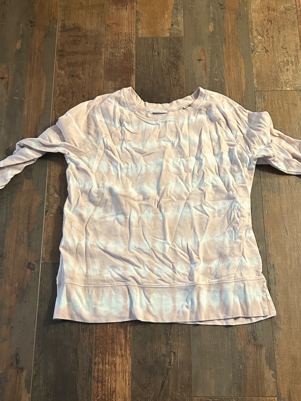 Maternity long sleeve top. Size XL.